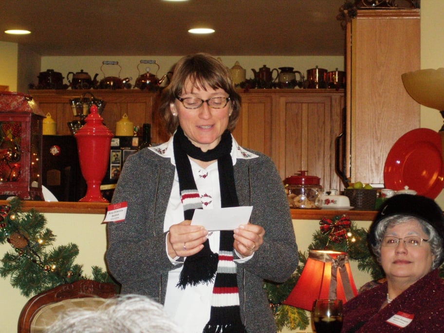 The Night before Christmas – 03. Rose E-B Welcoming Everyone 
								– Shannon Janssen